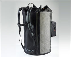 Akona Deluxe Mesh Backpack